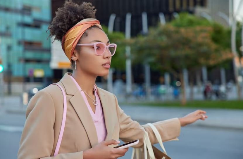 Why Londoners Stopped Wearing Black, The Psychology Behind the New Dopamine Palette